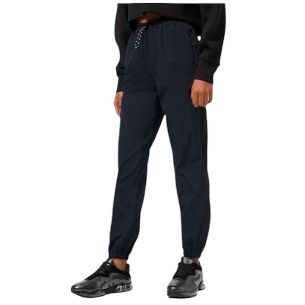 Lululemon Evergreen Track Pant True Navy / Black Parachute